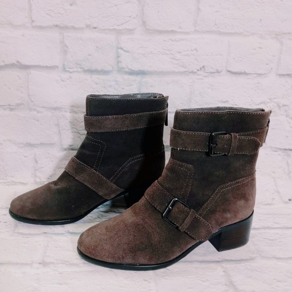 Pour La Victorie Soft Martine Suede Double Buckle Ankle Boots